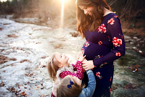 Julie Maternity 31