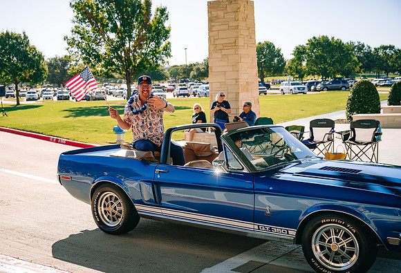 Parade6
